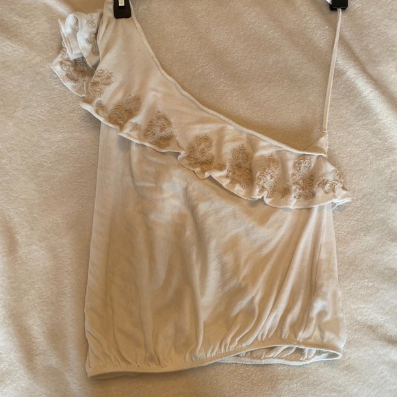 White off the shoulder free people top with flower detail - Picture 10 of 11